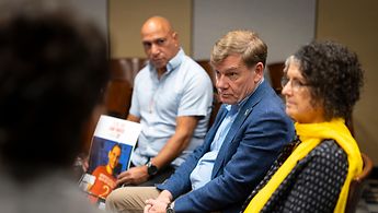 Foreign Minister Wadephul meets relatives of Israeli hostages abducted by Hamas